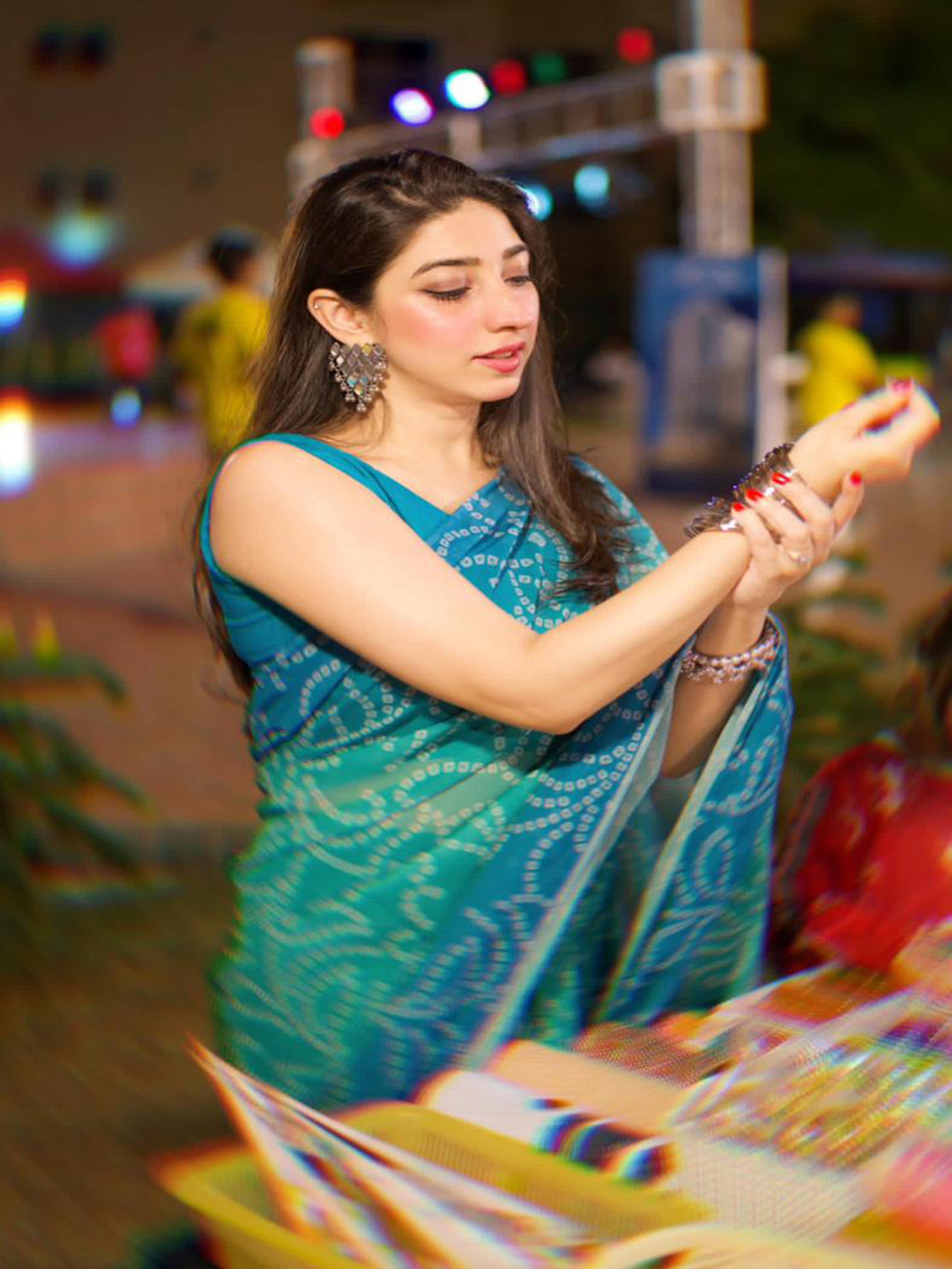 Elegant Bandhani Print Silk Blend Saree - Traditional Indian Ethnic Wear