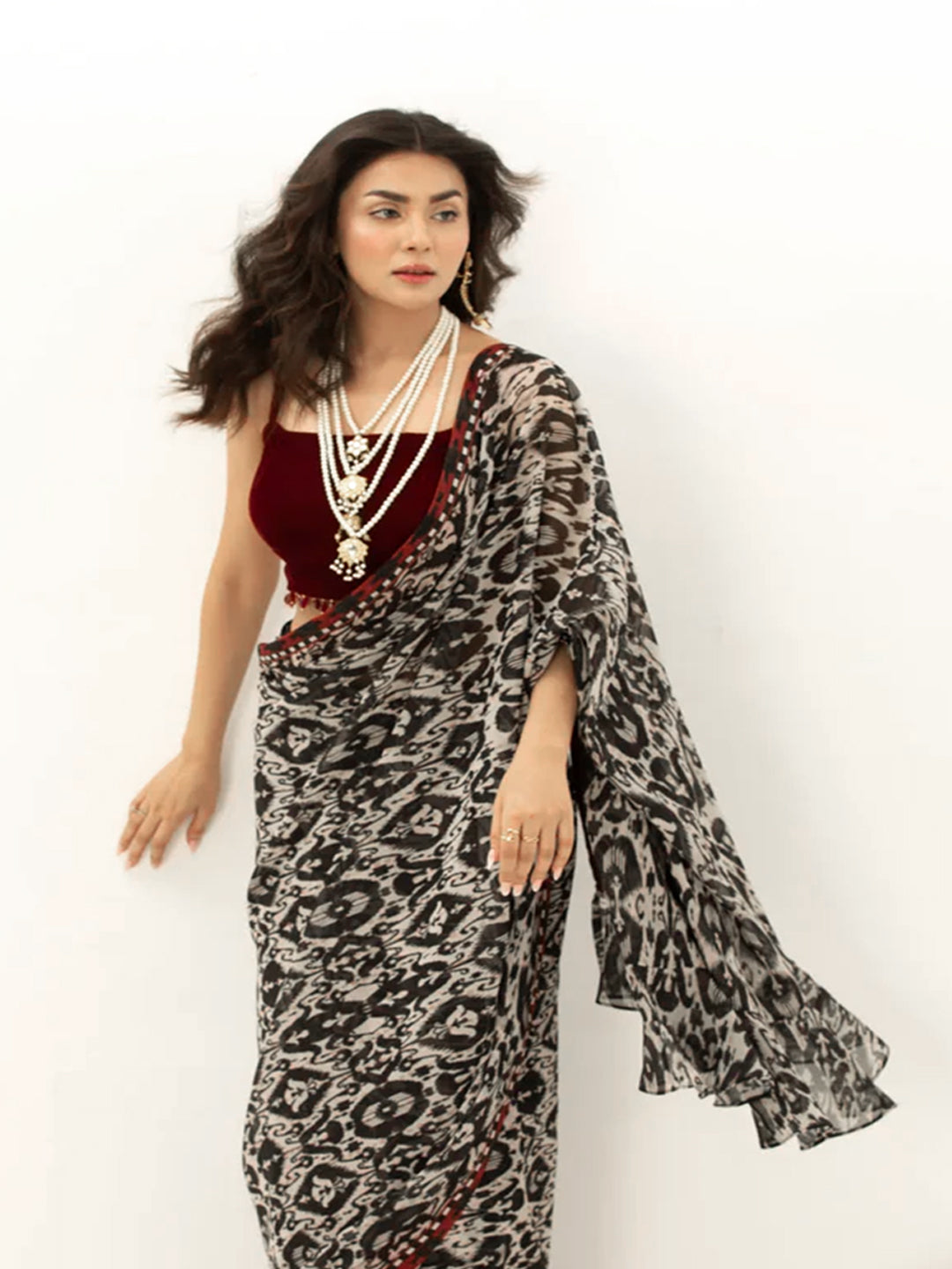 Black White Ikat Saree – Traditional Silk Blend with Maroon Blouse