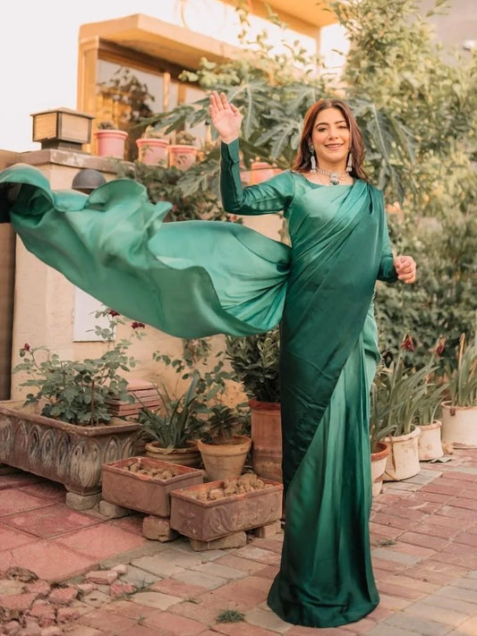 Luxurious Emerald Green Satin Silk Saree - Solid Color