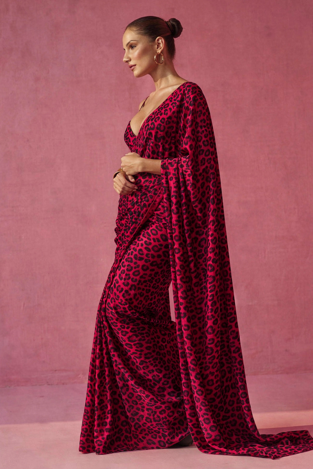 Valentine's Day Special Leopard Printed Silk Blend Saree