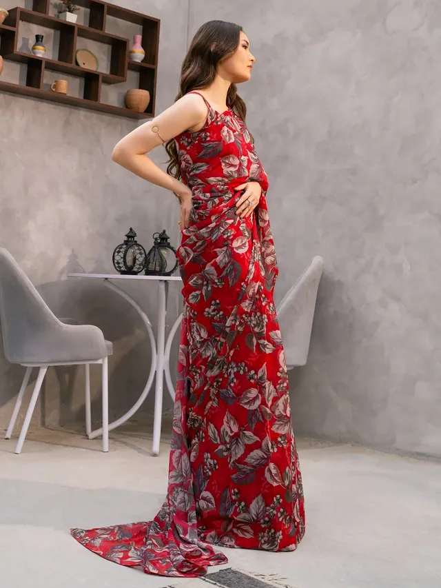Elegant Red Floral Silk Blend Saree with Unstitched Blouse