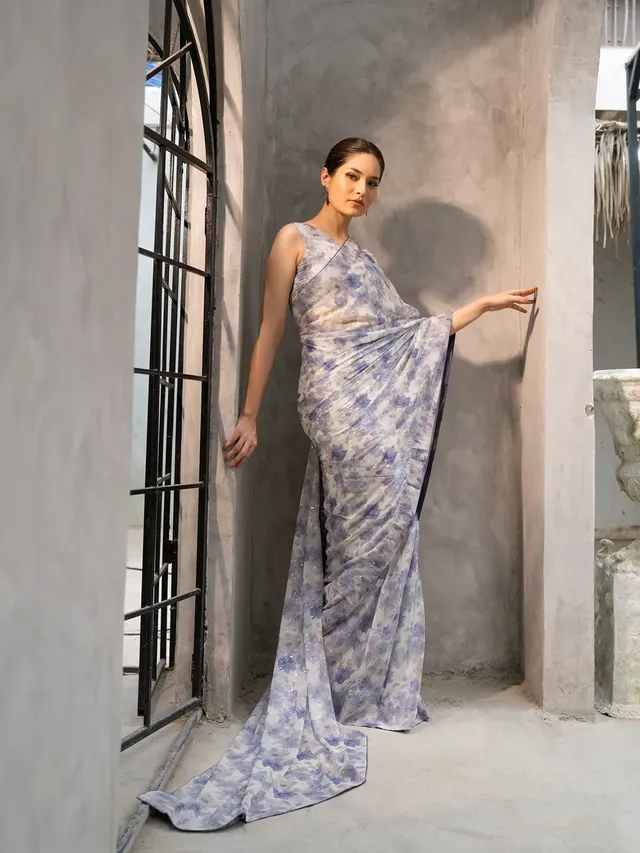 Elegant Grey Floral Silk Blend Saree with Unstitched Blouse