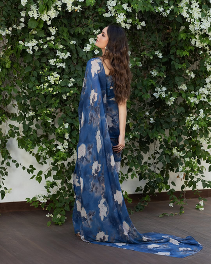 Elegant Blue Floral Georgette Saree with Unstitched Blouse